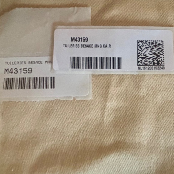 Louis Vuitton Besace shoulder tote - Picture 2 of 14